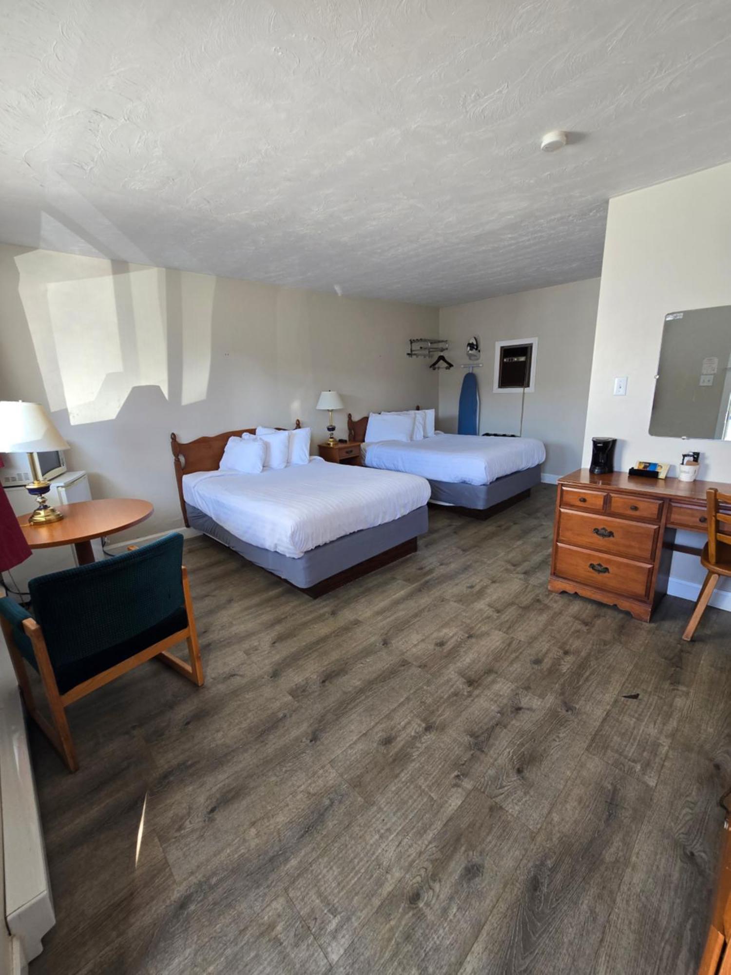 Travelodge By Wyndham Port Elgin Exterior foto